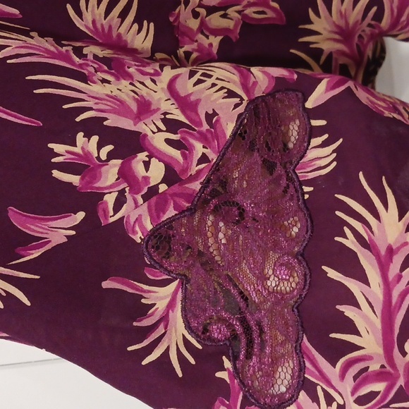 Max Studio Burgandy Skirt w/ Lace feature - Picture 2 of 3